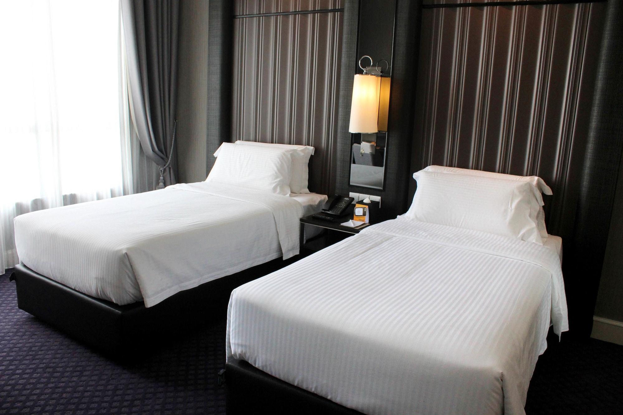 Hatten Place Melaka Zewnętrze zdjęcie A room at the hotel
